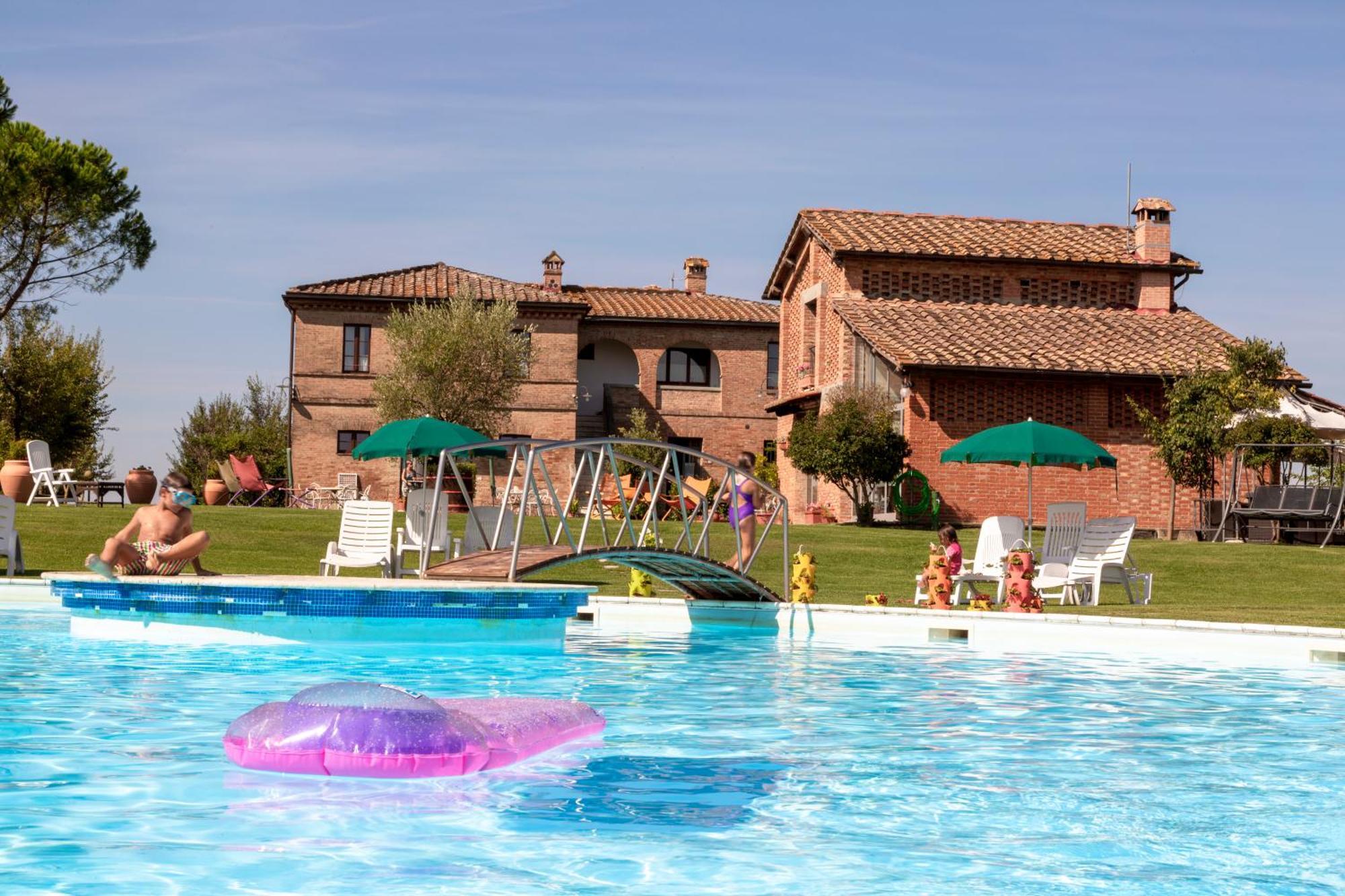 Casavacanze Vesta Isola d'Arbia Екстер'єр фото